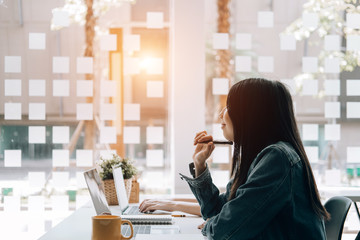 14年的十九座五菱校车拆车还能卖多少钱