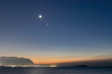 冬季驾车有哪些注意事项